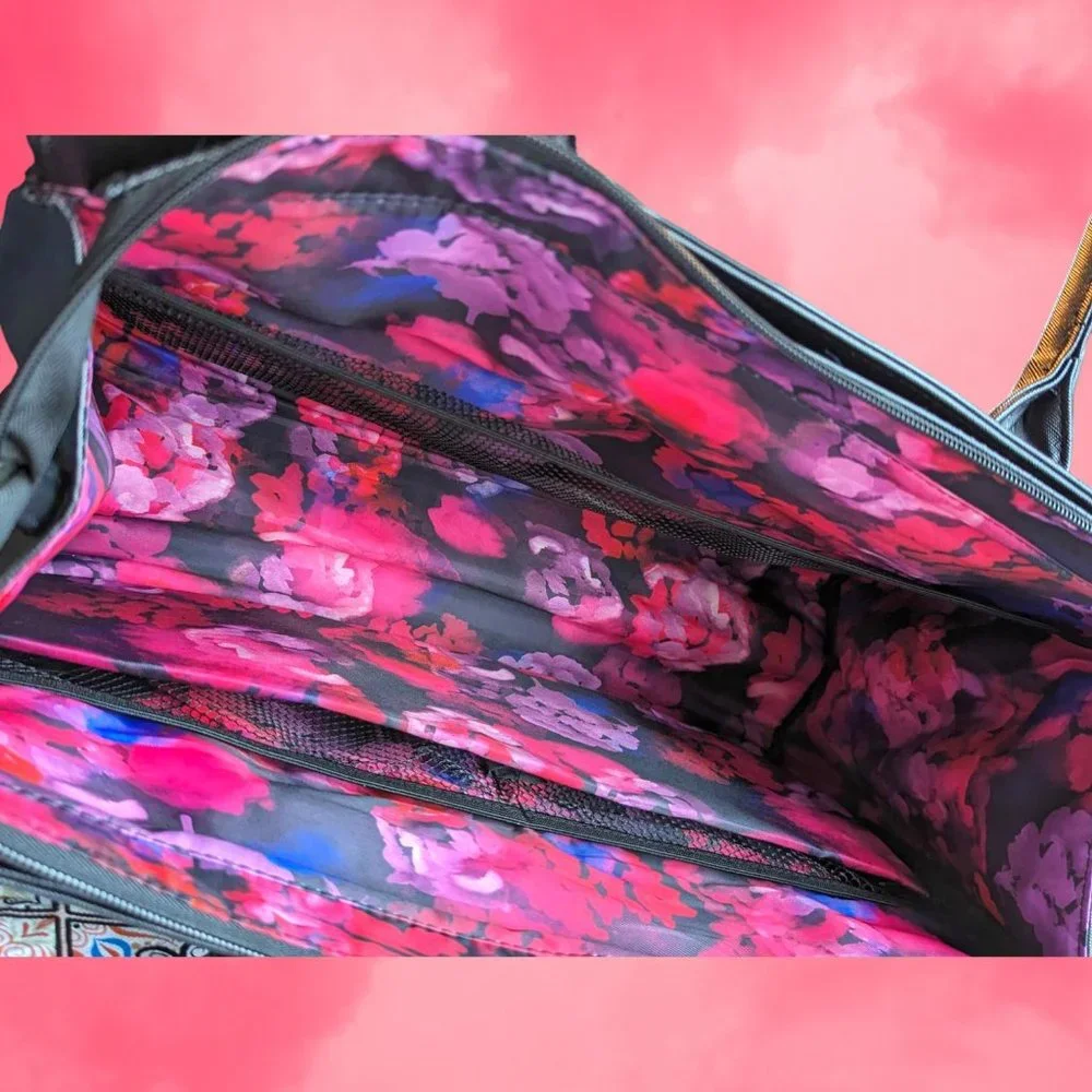 Mary Kay Exclusive Black Business Tote Floral Interior Limited - Picture 3 of 7